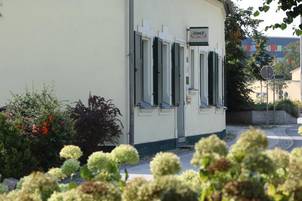 Hotel-Pension Mandy - Adults Only Зенфтенберг Екстериор снимка