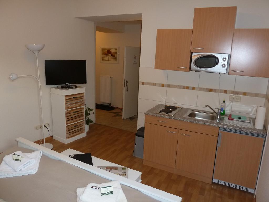 Hotel-Pension Mandy - Adults Only Зенфтенберг Екстериор снимка