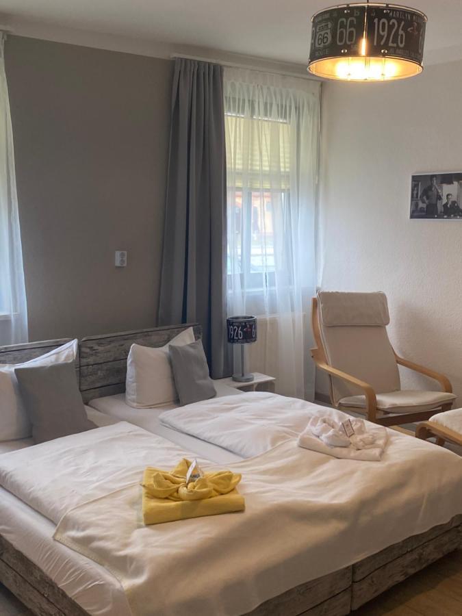 Hotel-Pension Mandy - Adults Only Зенфтенберг Екстериор снимка